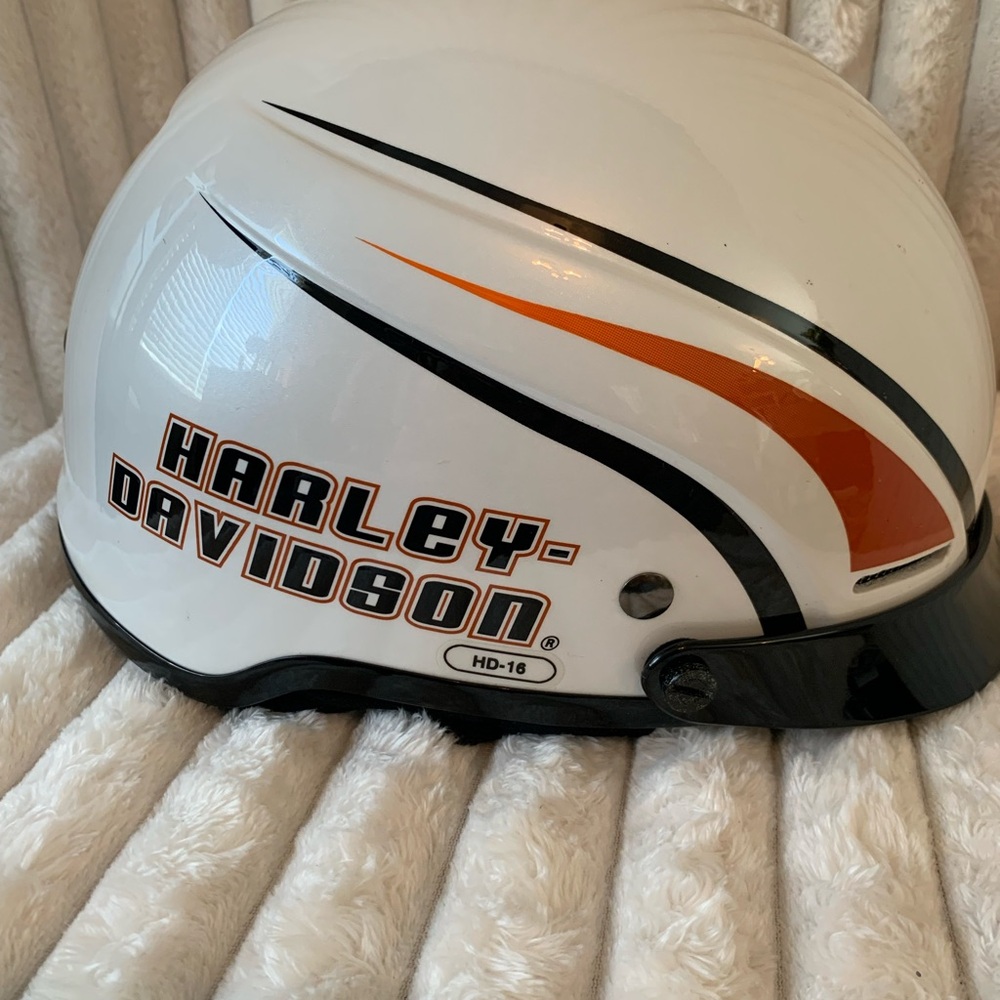 Women’s Harley-Davidson Helmut - Picture 3 of 8
